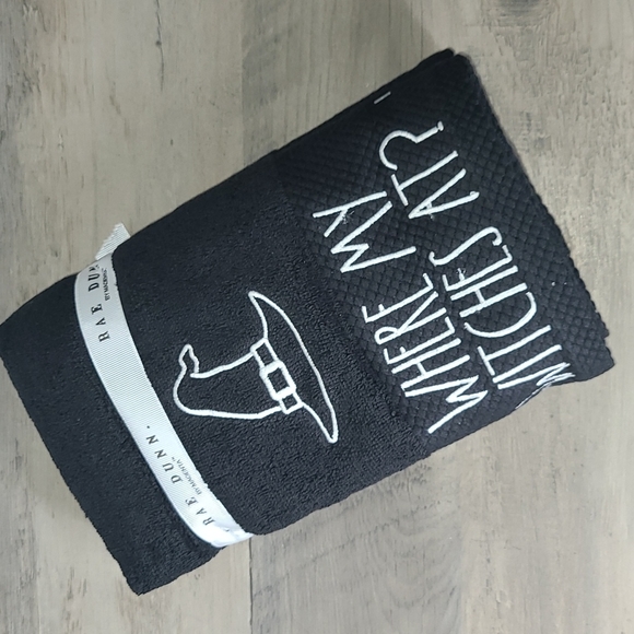 Rae Dunn Other - RAE Dunn Hand Towels